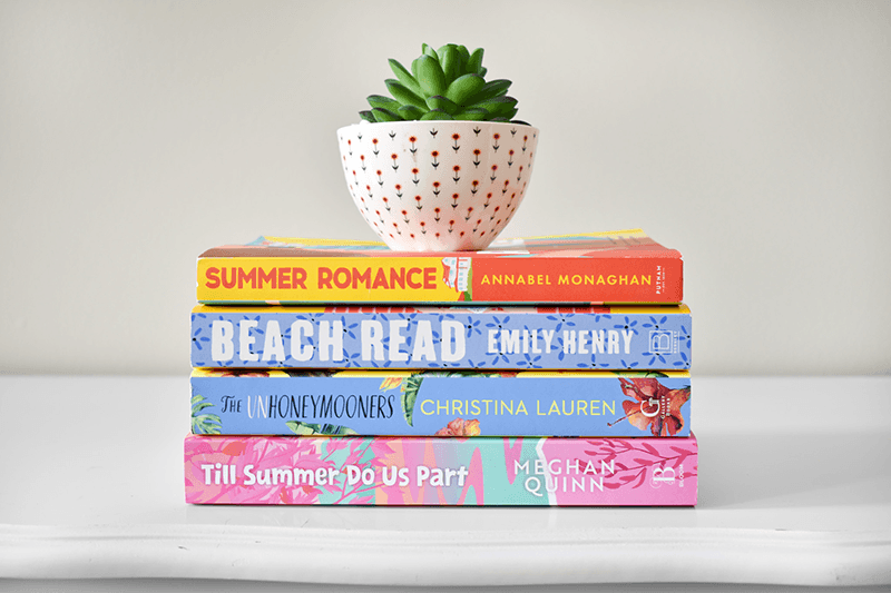 Summer Romance Beach Reads Featured Image